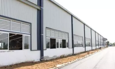 Gutter Downspout in Prefabricated steel building project - bangunan struktur baja