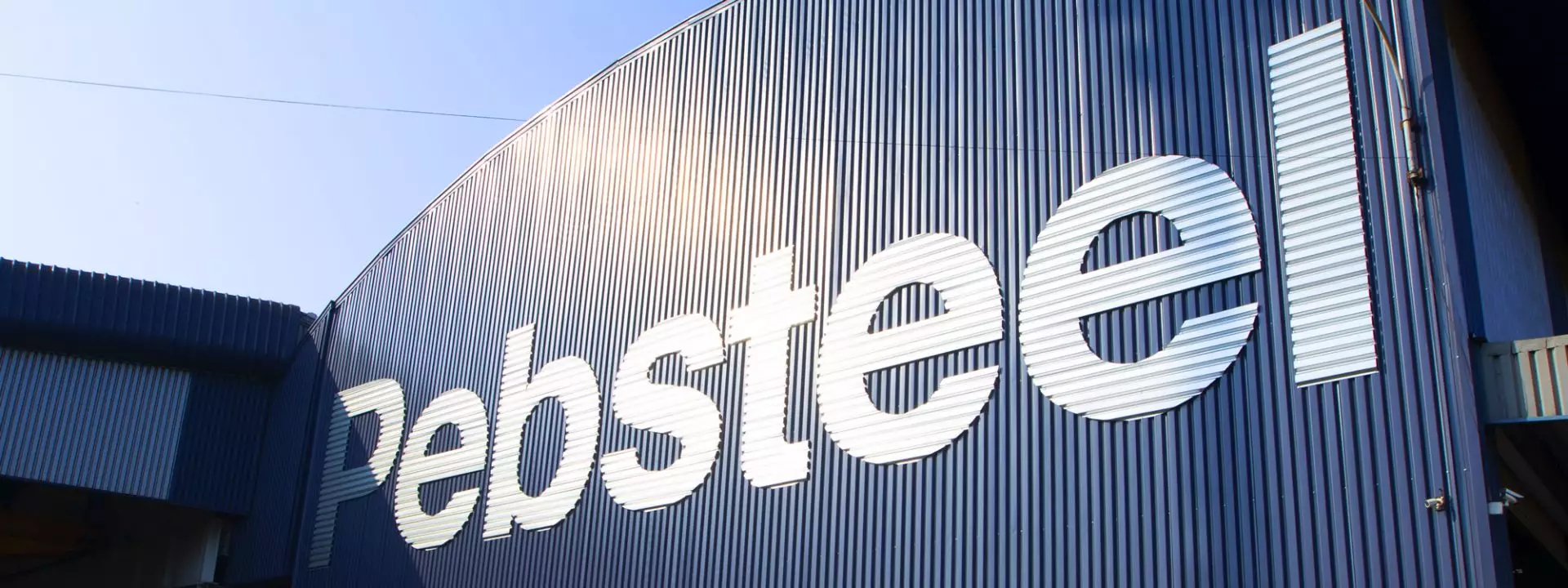 prefabricated steel building