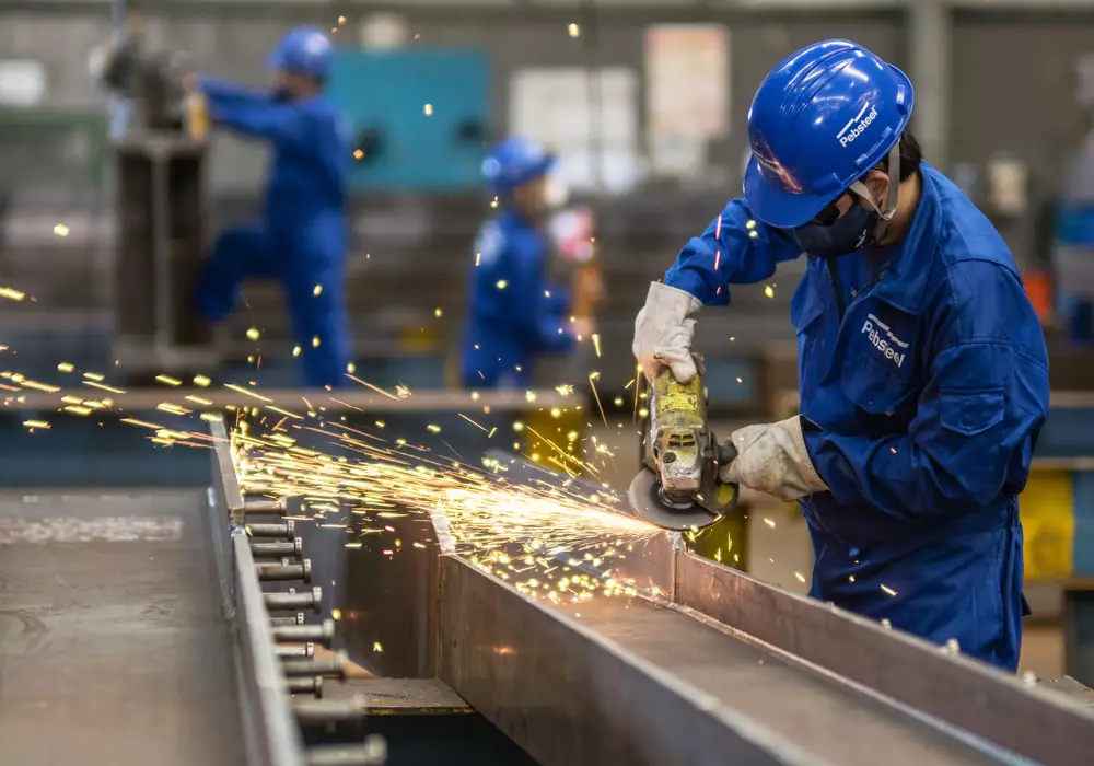 prefab steel building fabrication